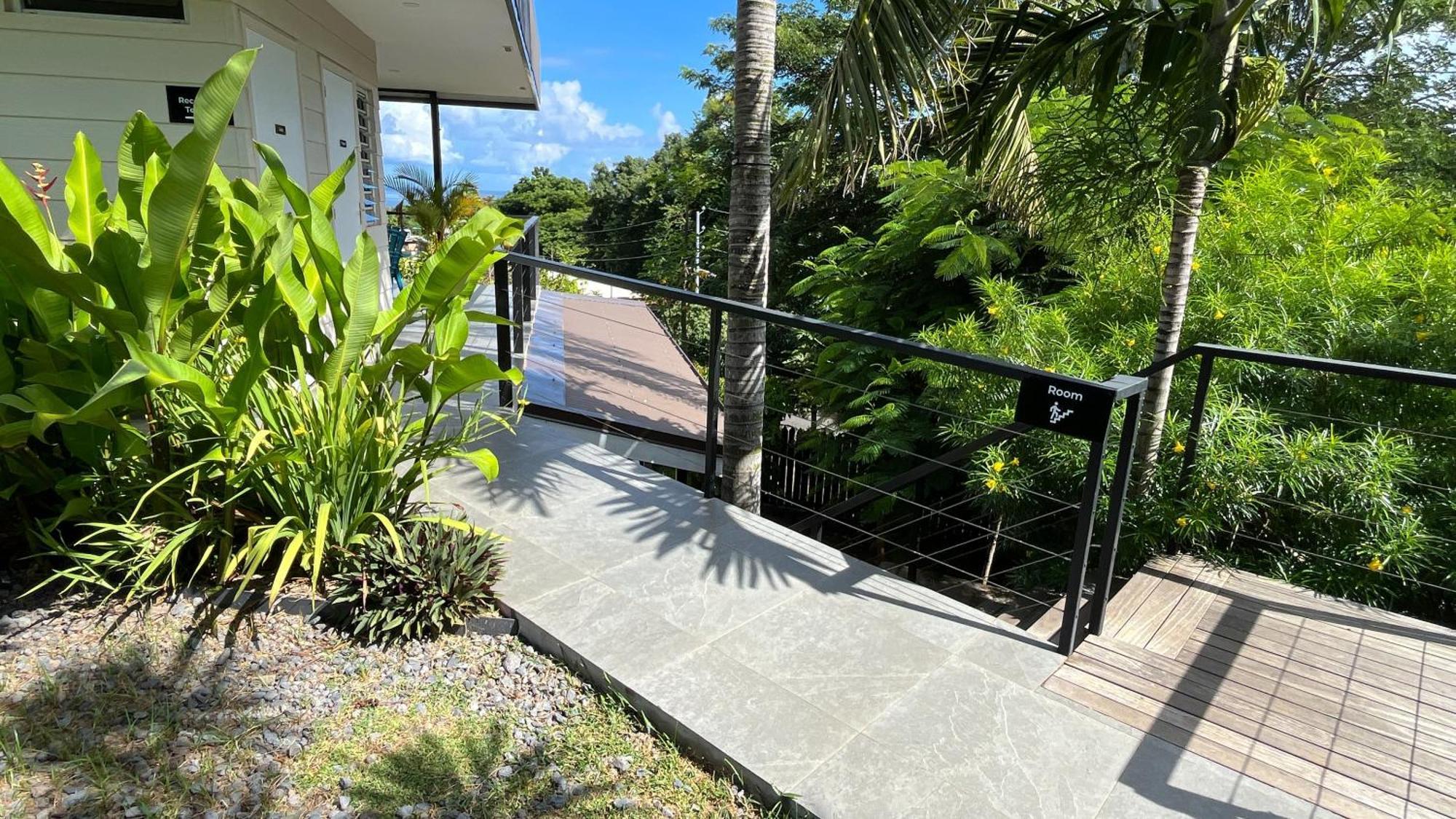 Ononui Lodge Airport, Ocean-View, Private Bathroom And Balcony, Free Wifi And Parking, On-Site Car Rental Faaa Eksteriør bilde