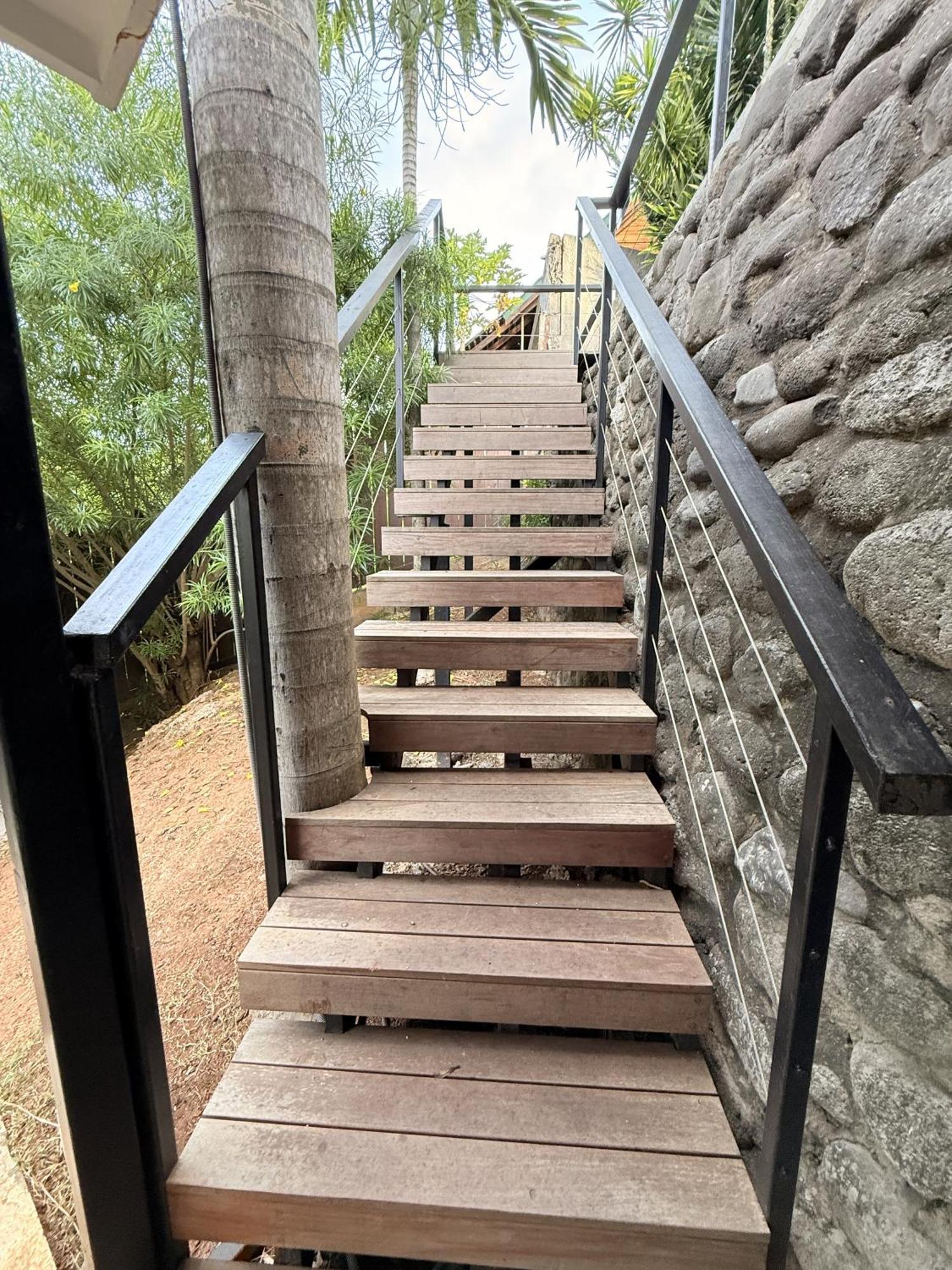 Ononui Lodge Airport, Ocean-View, Private Bathroom And Balcony, Free Wifi And Parking, On-Site Car Rental Faaa Eksteriør bilde