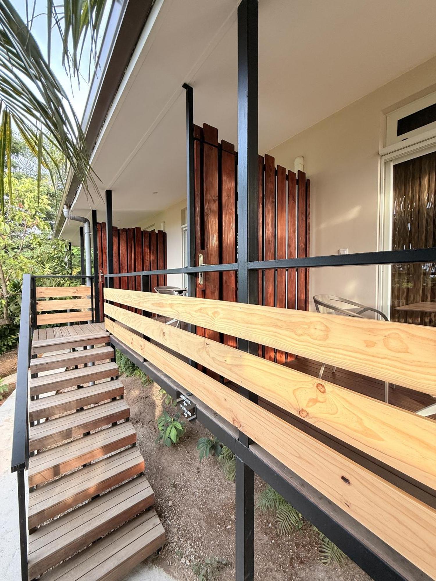 Ononui Lodge Airport, Ocean-View, Private Bathroom And Balcony, Free Wifi And Parking, On-Site Car Rental Faaa Eksteriør bilde